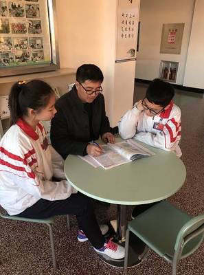 口碑好老师 | 瓦房店三高中葛廷印:把家长会开成家庭教育培训会